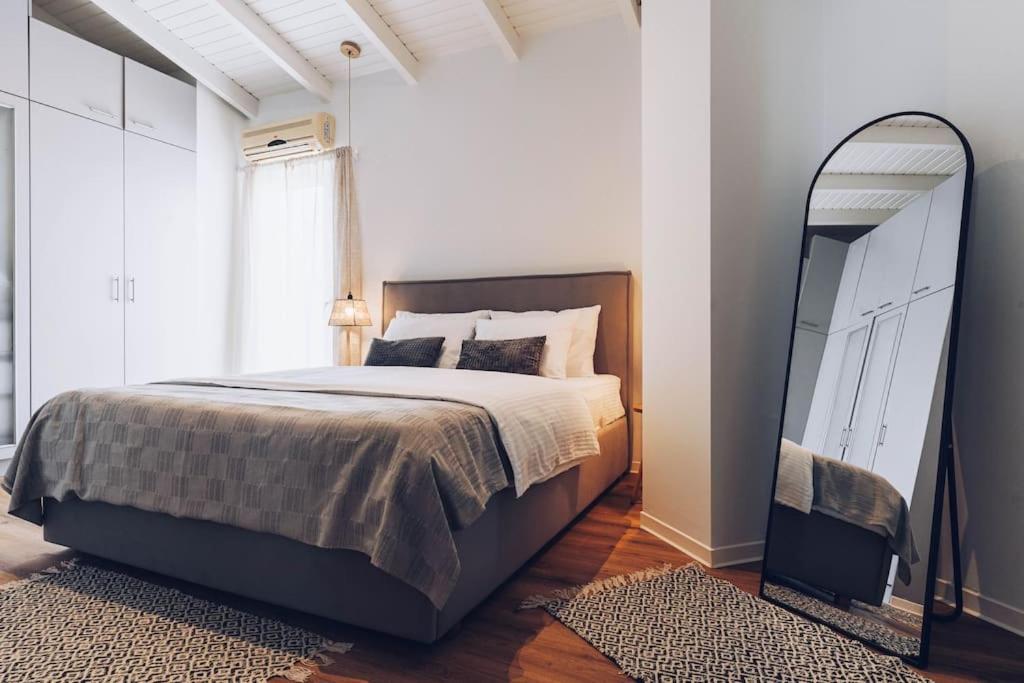 The Repose Aesthetic Apt. R2 Apartment Heraklion  Bagian luar foto