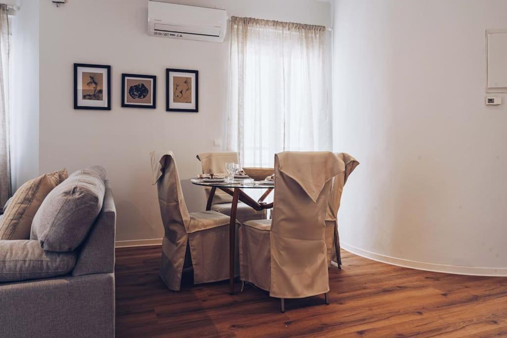 The Repose Aesthetic Apt. R2 Apartment Heraklion  Bagian luar foto
